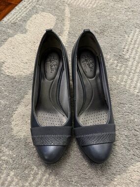 Life Stride Comfort Wedge